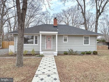 10 BLAIR ROAD, FREDERICKSBURG, VA 22405