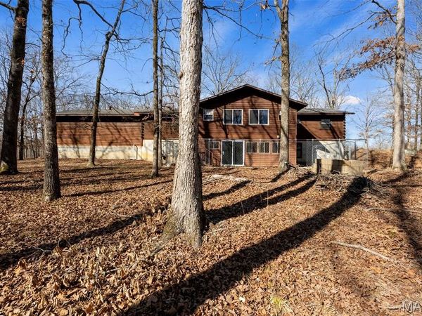 211 Whispering Hills Lane, Wappapello, MO 63966