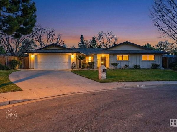 5401 Burning Tree Court, Bakersfield, CA 93309