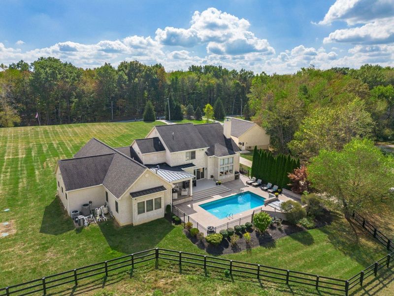 6861 Heverlo Road, Sunbury, OH 43074 Photo 1