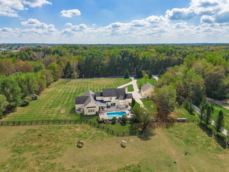 6861 Heverlo Road, Sunbury, OH 43074 Photo 2