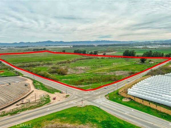 31 Cabrillo Highway, Santa Maria, CA 93455