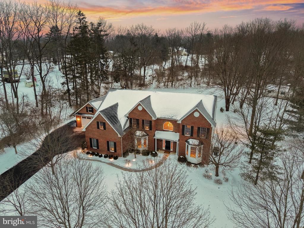 301 BROOKSIDE COURT, CHALFONT, PA 18914