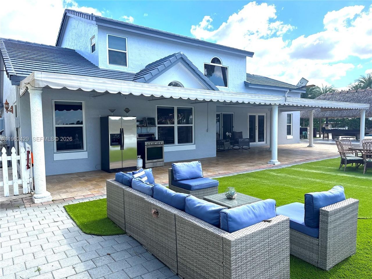 19230 NW 87th Pl, Hialeah, FL 33018 Photo