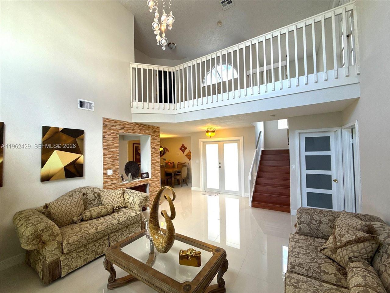 19230 NW 87th Pl, Hialeah, FL 33018 Photo