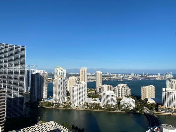 950 Brickell Bay Dr, Unit 4002, Miami, FL 33131