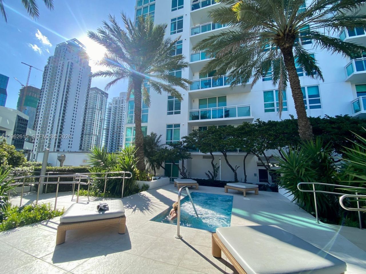 950 Brickell Bay Dr, Unit 4002, Miami, FL 33131 Photo