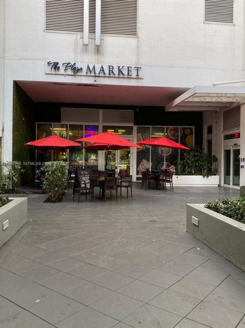 950 Brickell Bay Dr, Unit 4002, Miami, FL 33131 Photo