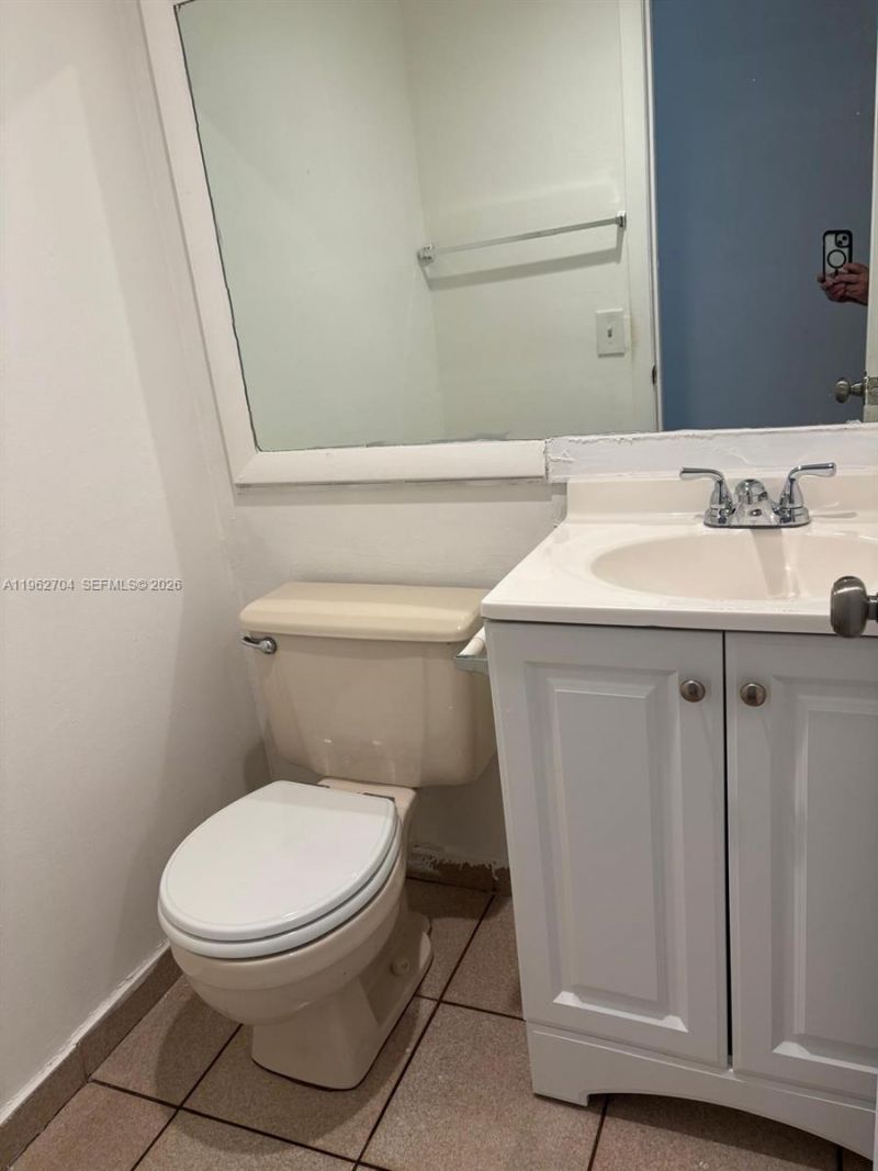 2710 W 76th St , Unit 101, Hialeah, FL 33016 Photo