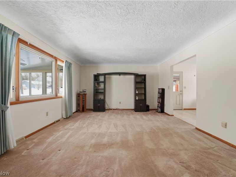 275 Creek Road, Conneaut, OH 44030 Photo 10