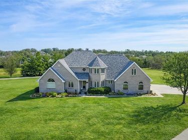 3113 Cedar Crest Lane, Chillicothe, MO 64601