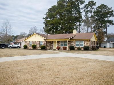 407 Meadowbrook Dr., Myrtle Beach, SC 29588