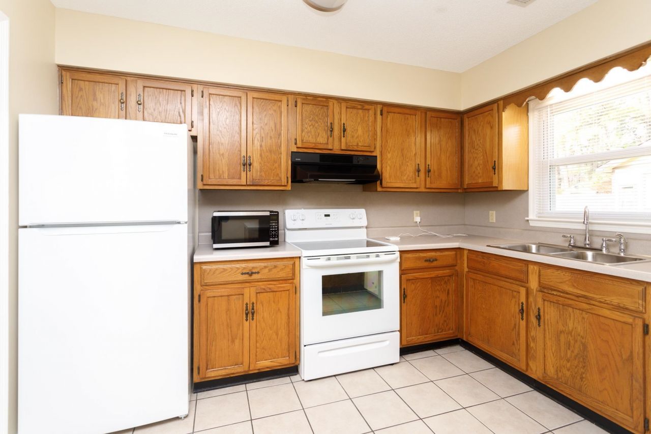 407 Meadowbrook Dr. Photo 13