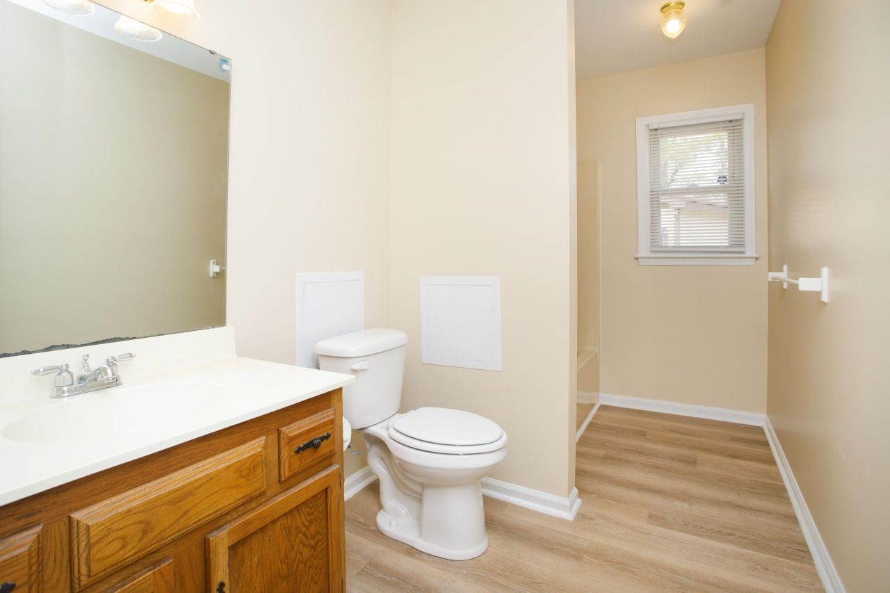 407 Meadowbrook Dr. Photo 19