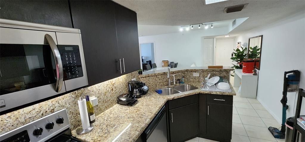 5005 Wiles Road, Unit 106, Coconut Creek, FL 33073 Photo