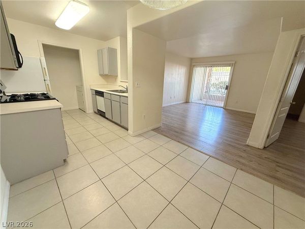 7885 W Flamingo Road, Unit 1015, Las Vegas, NV 89147