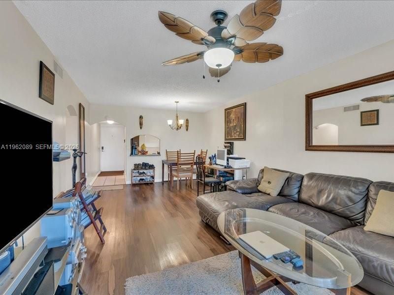 469 N Pine Island Rd, Unit B305, Plantation, FL 33324 Photo