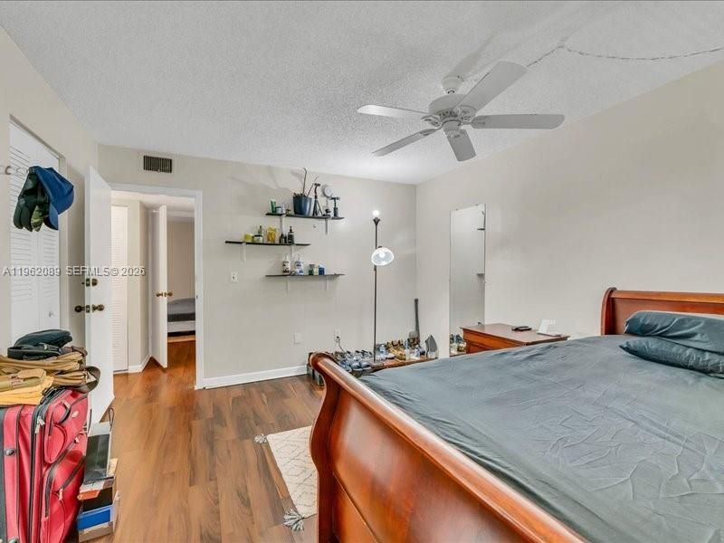 469 N Pine Island Rd, Unit B305, Plantation, FL 33324 Photo