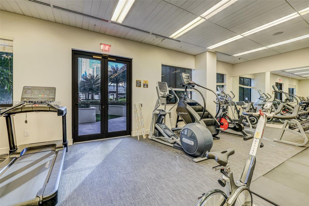 999 SW 1st Ave, Unit 1916, Miami, FL 33130 Photo