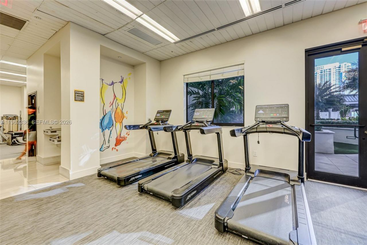 999 SW 1st Ave, Unit 1916, Miami, FL 33130 Photo