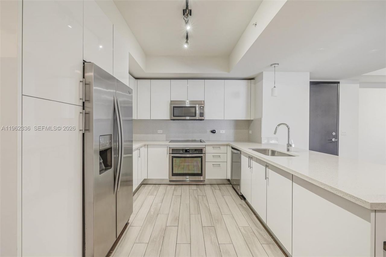 999 SW 1st Ave, Unit 1916, Miami, FL 33130 Photo