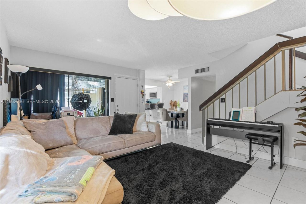 4726 SW 67th Ave, Unit F6, Miami, FL 33155 Photo