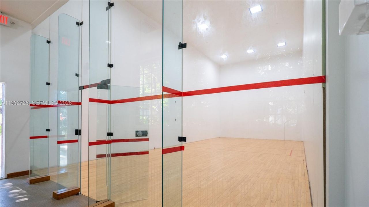 2000 Towerside Ter, Unit 1501, Miami, FL 33138 Photo