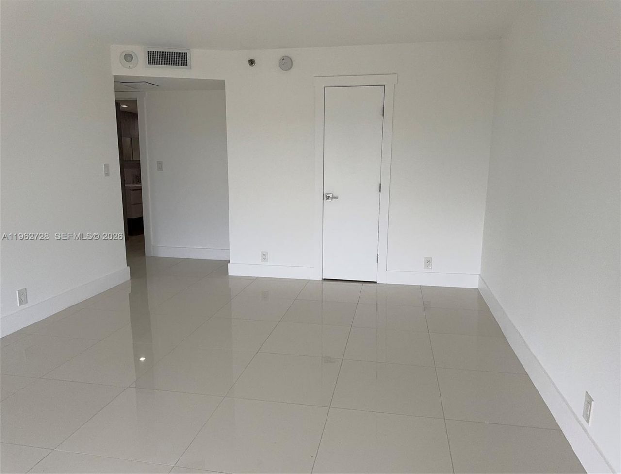 2000 Towerside Ter , Unit 1501, Miami, FL 33138 Photo