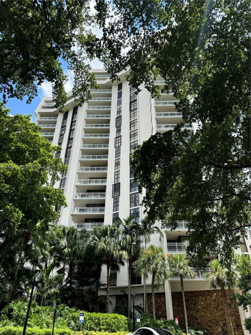2000 Towerside Ter, Unit 1501, Miami, FL 33138 Photo