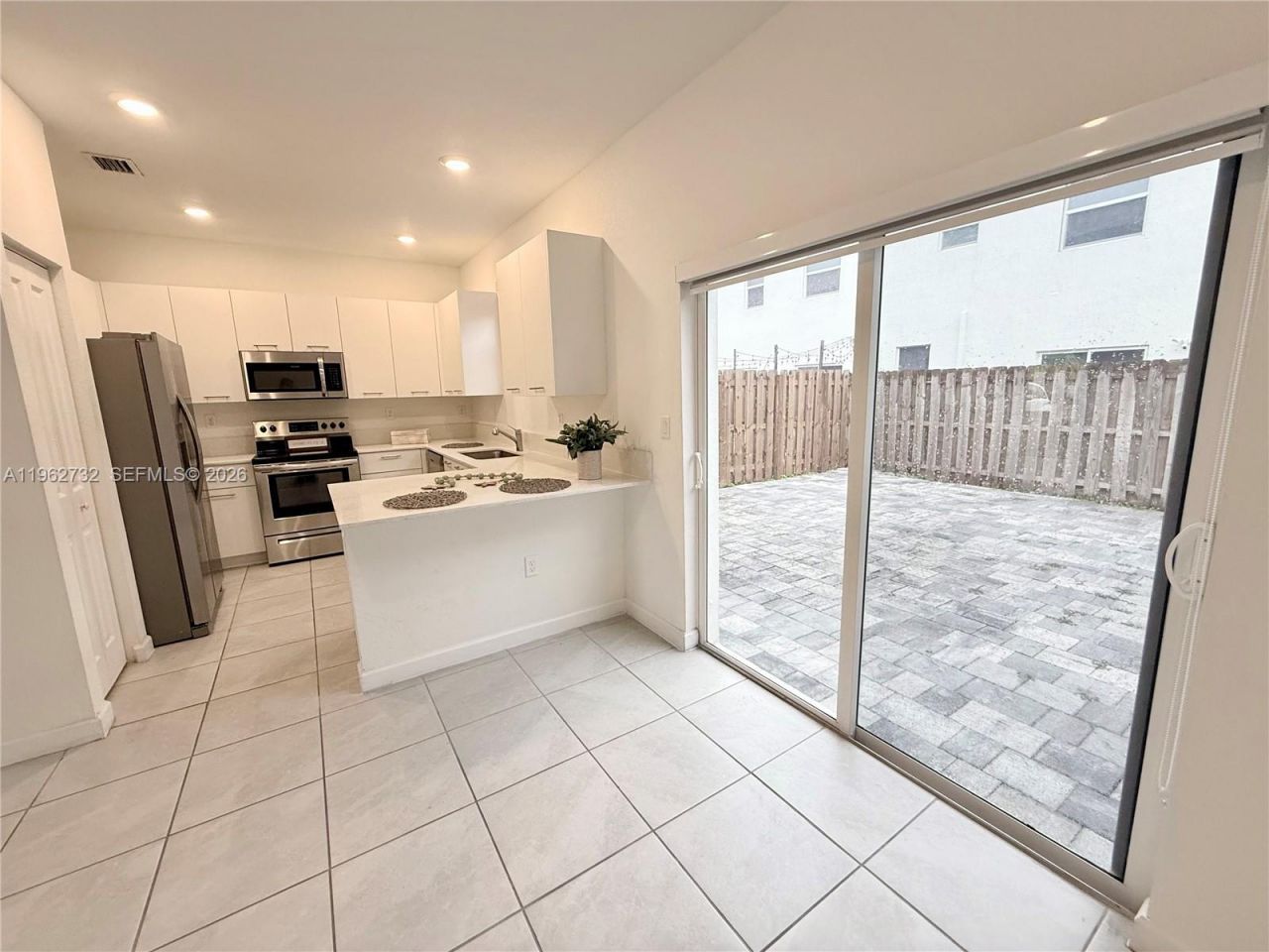 12612 NW 23rd Pl, Unit 12612, Miami, FL 33167 Photo
