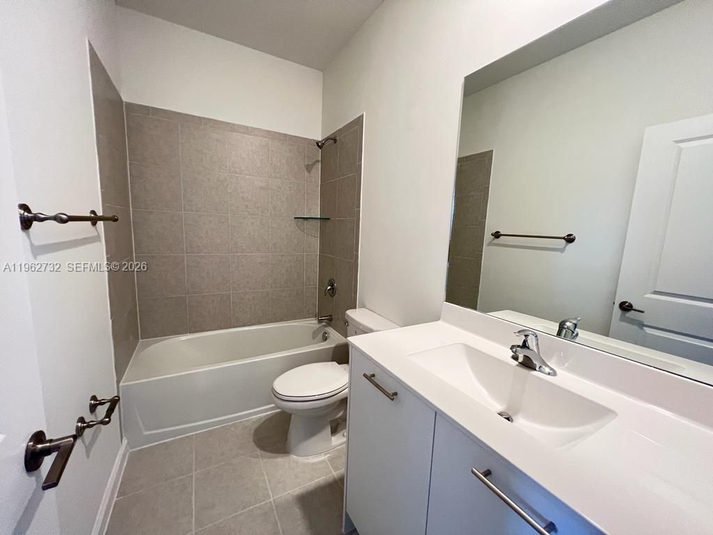 12612 NW 23rd Pl, Unit 12612, Miami, FL 33167 Photo