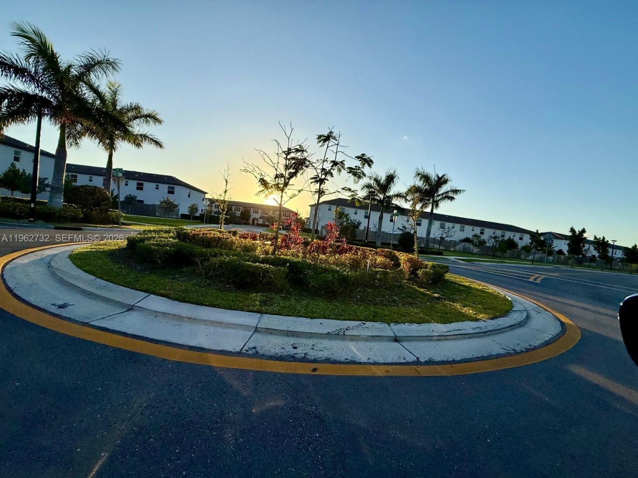 12612 NW 23rd Pl, Unit 12612, Miami, FL 33167 Photo
