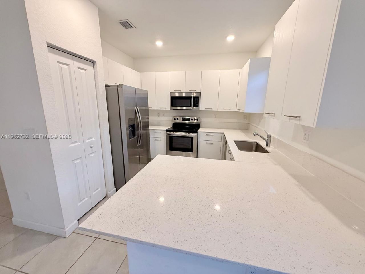 12612 NW 23rd Pl, Unit 12612, Miami, FL 33167 Photo