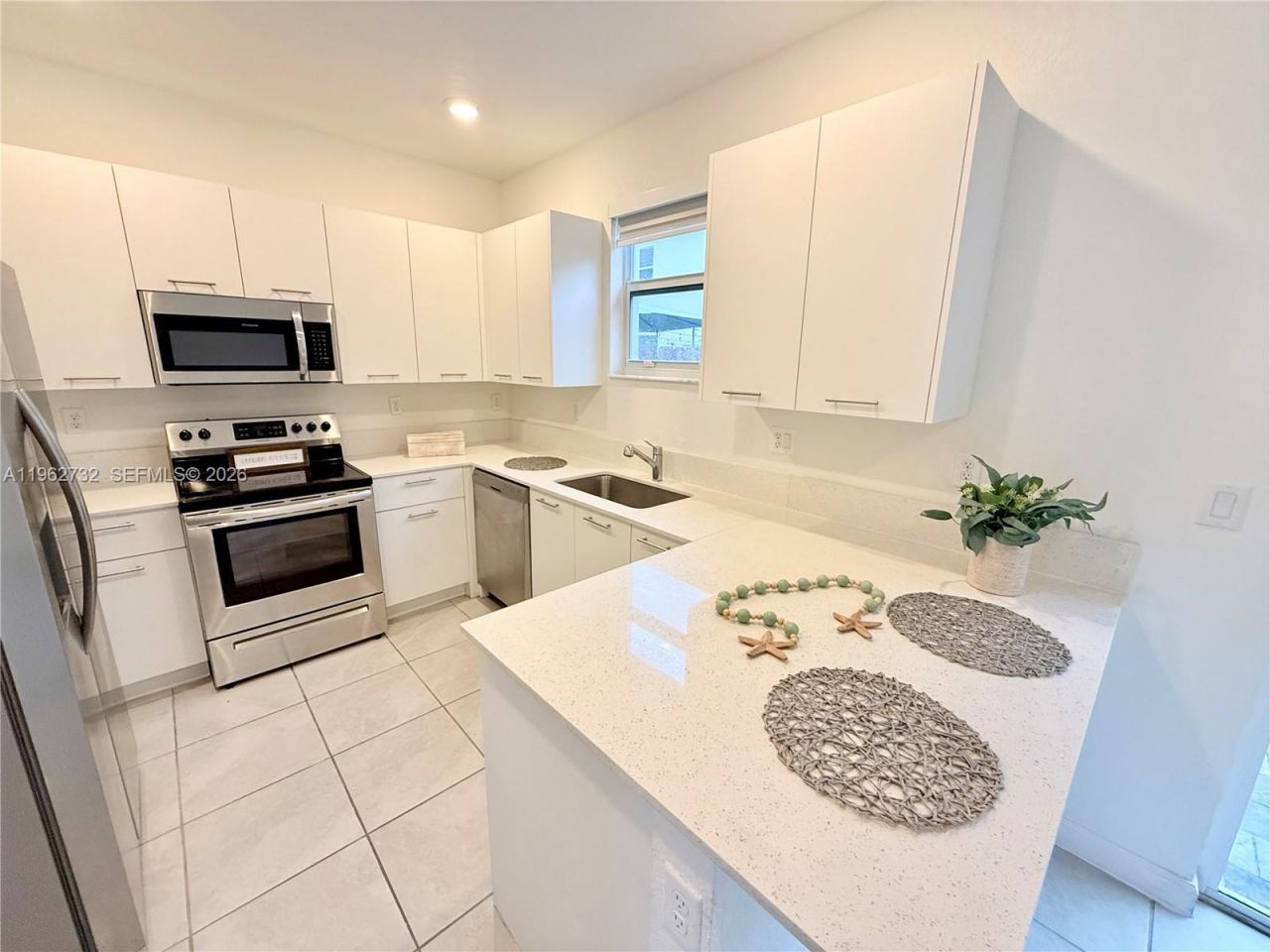 12612 NW 23rd Pl, Unit 12612, Miami, FL 33167 Photo