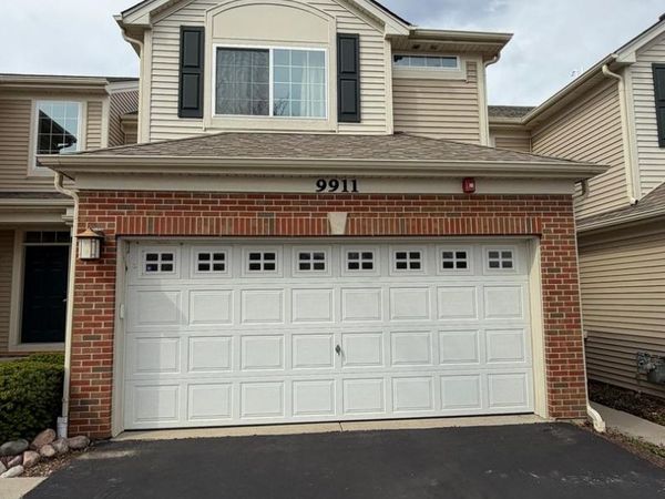9911 Williams Drive, Huntley, IL 60142