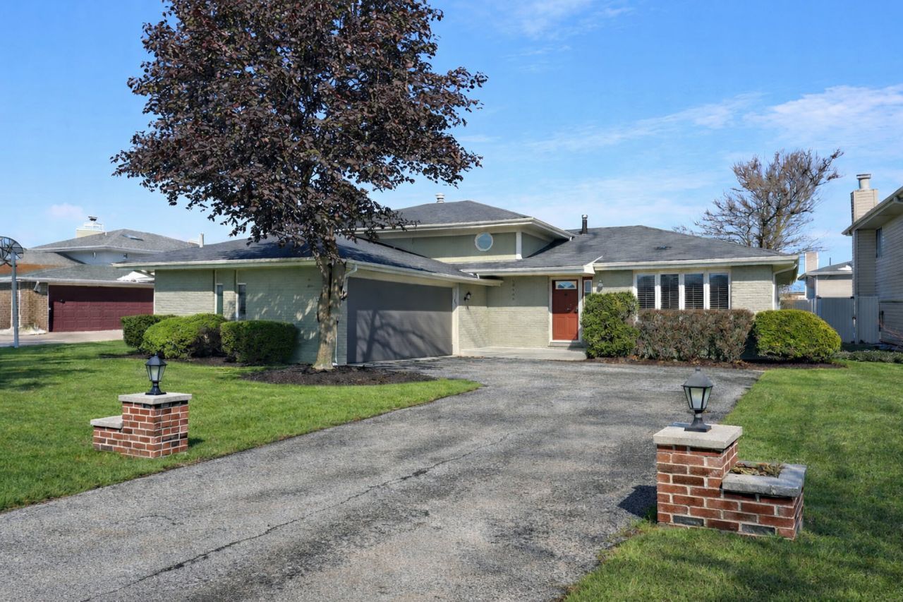 3030 201st Street, Lynwood, IL 60411 Main Photo