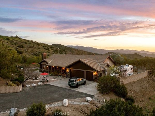 8634 Escondido Canyon, Agua Dulce, CA 91390