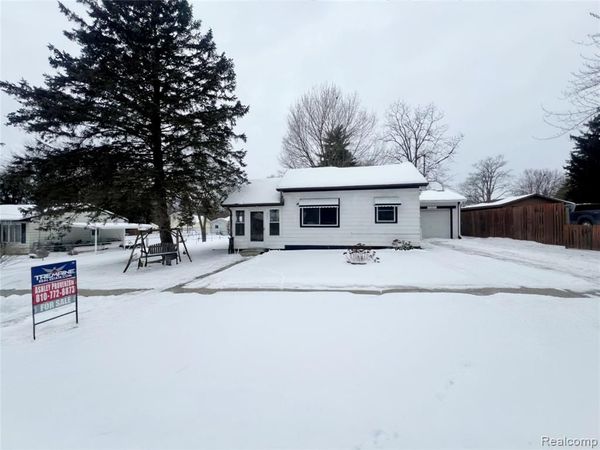 227 N Walnut Street, Vernon Vlg, MI 48476