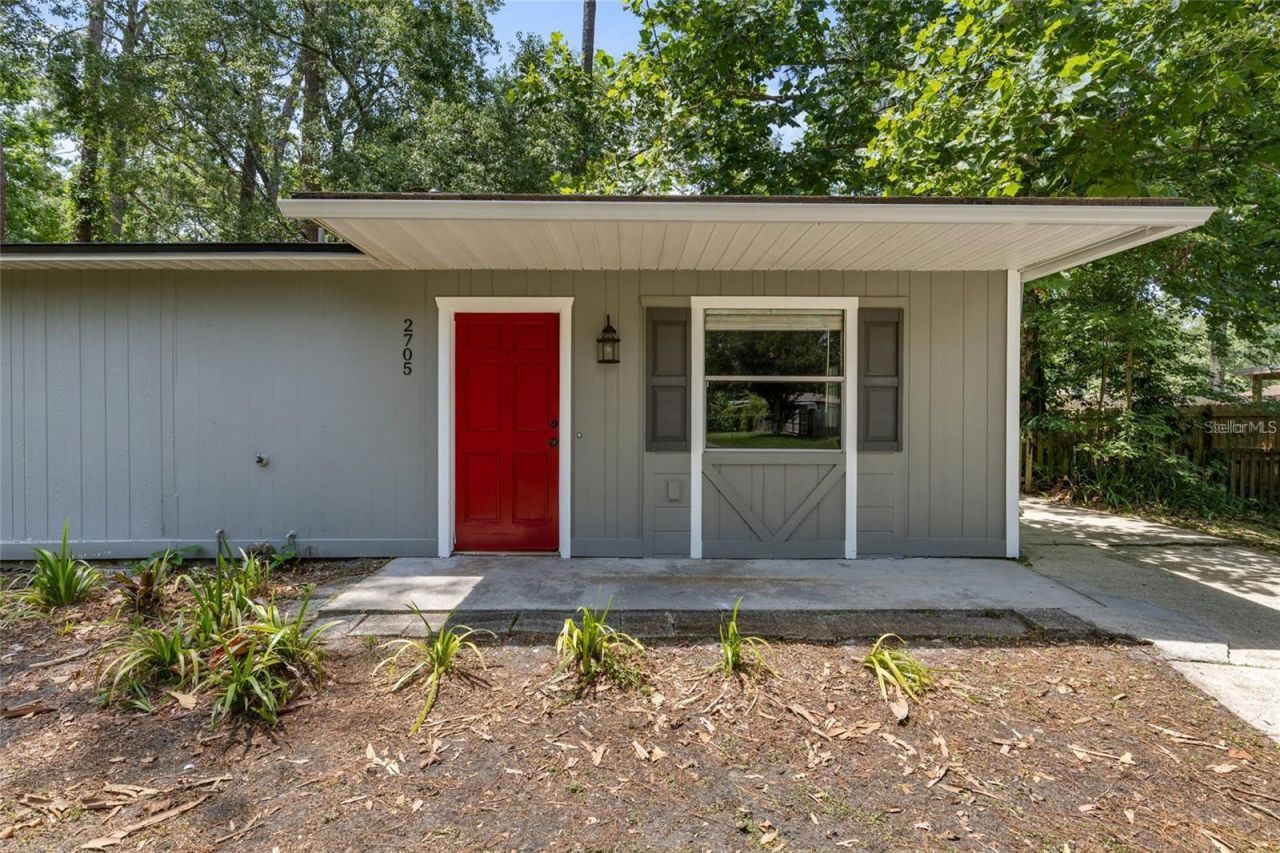 2705 NW 47th Place, Gainesville, FL 32605 Photo