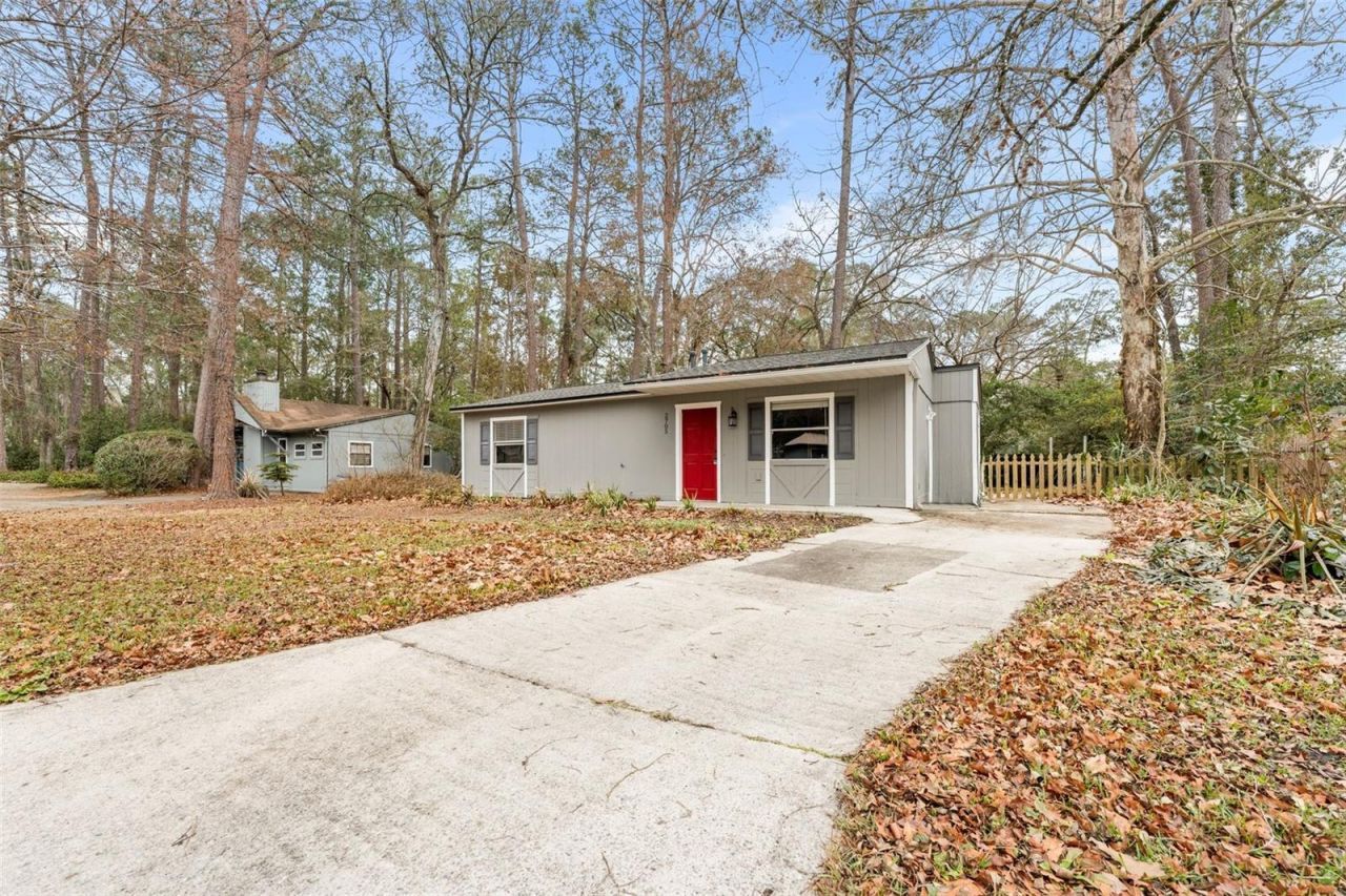 2705 NW 47th Place, Gainesville, FL 32605 Photo