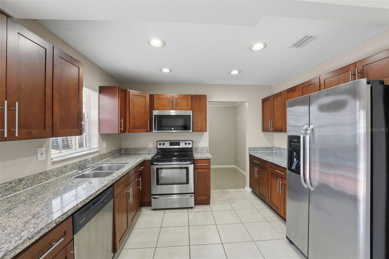 9220 SW 185th Street, Cutler Bay, FL 33157 Photo