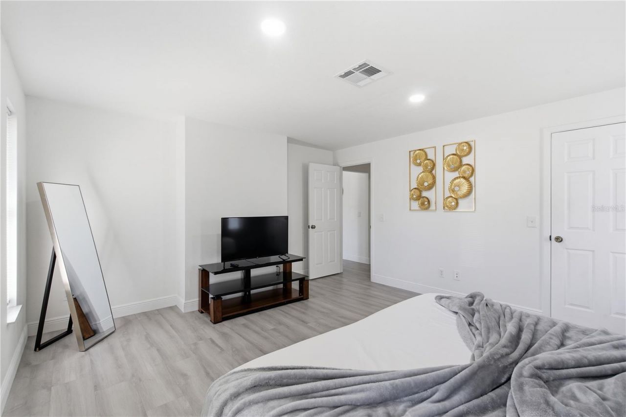 3891 14th Avenue Se, Largo, FL 33771 Photo