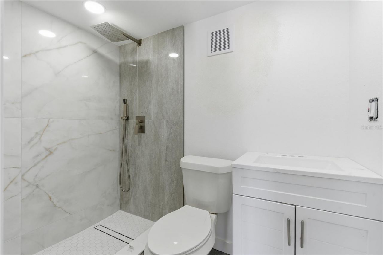 3891 14th Avenue Se, Largo, FL 33771 Photo