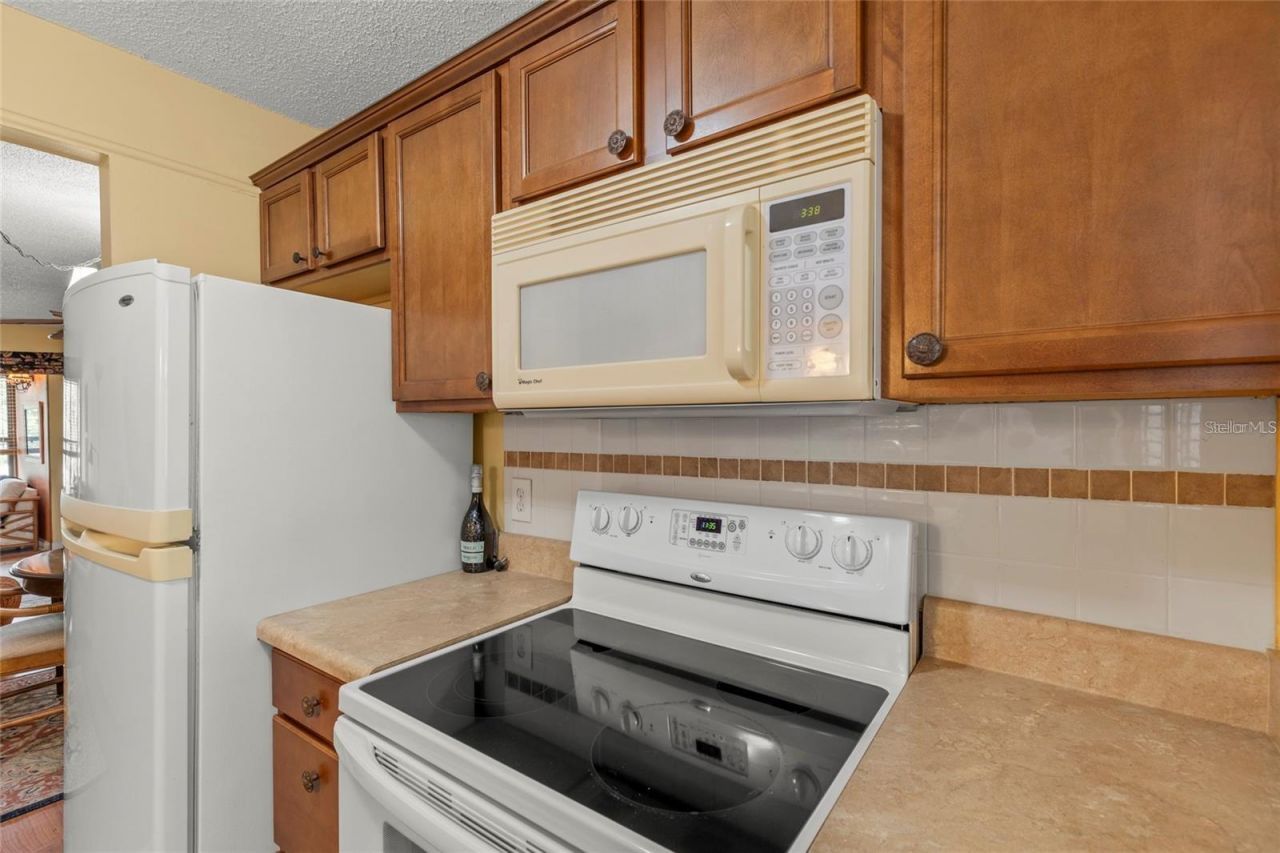 2750 E Bay Drive, Unit 15E, Largo, FL 33771 Photo