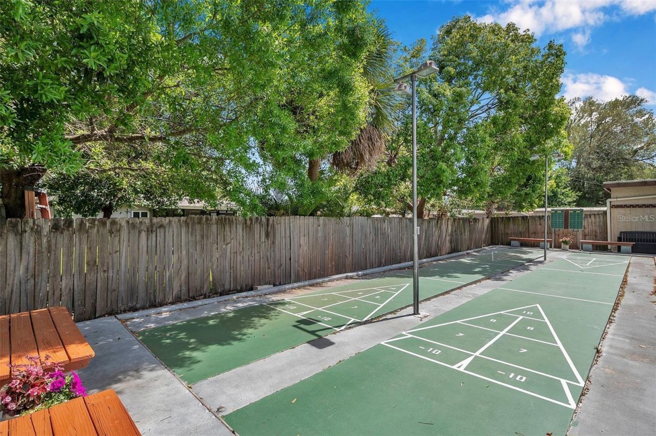 2750 E Bay Drive, Unit 15E, Largo, FL 33771 Photo