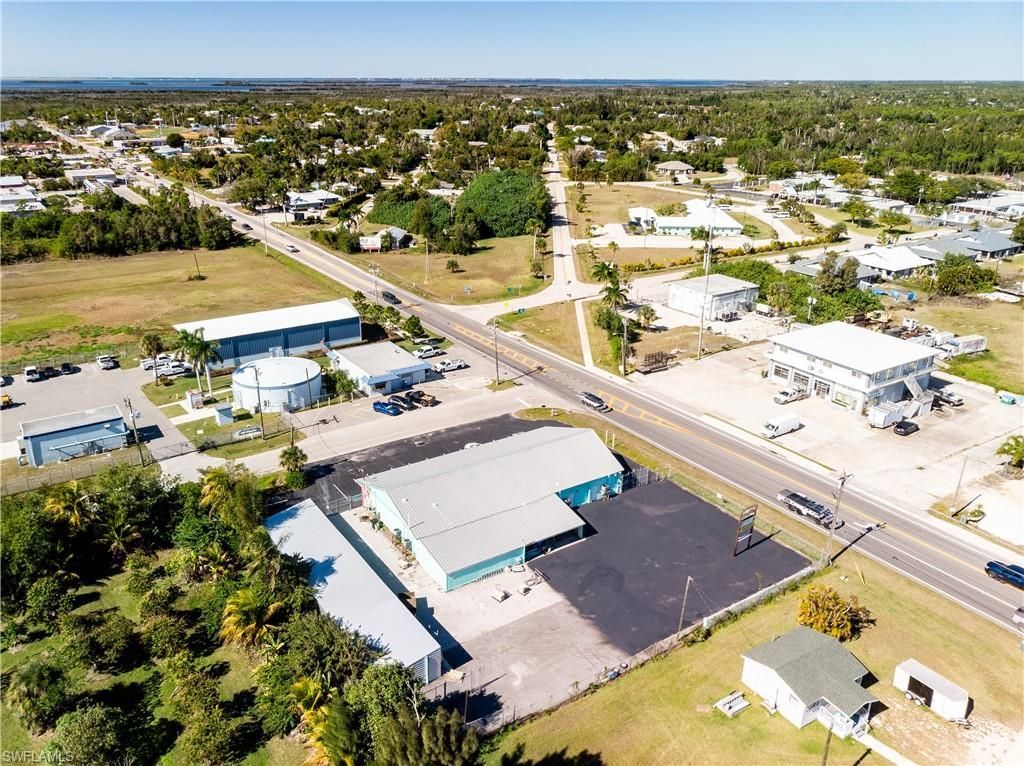 5261 Pine Island Rd , Bokeelia, FL 33922 Photo