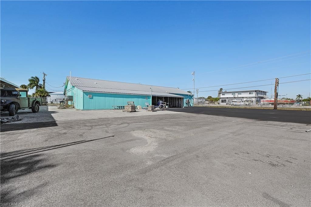 5261 Pine Island Rd , Bokeelia, FL 33922 Photo