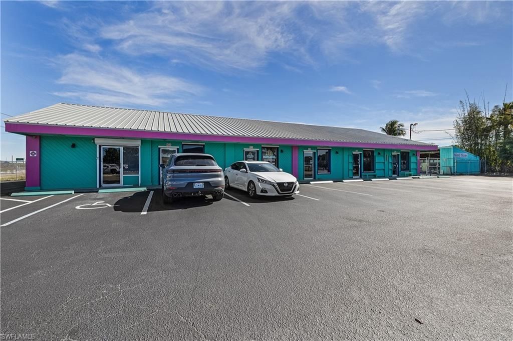 5261 Pine Island Rd , Bokeelia, FL 33922 Photo