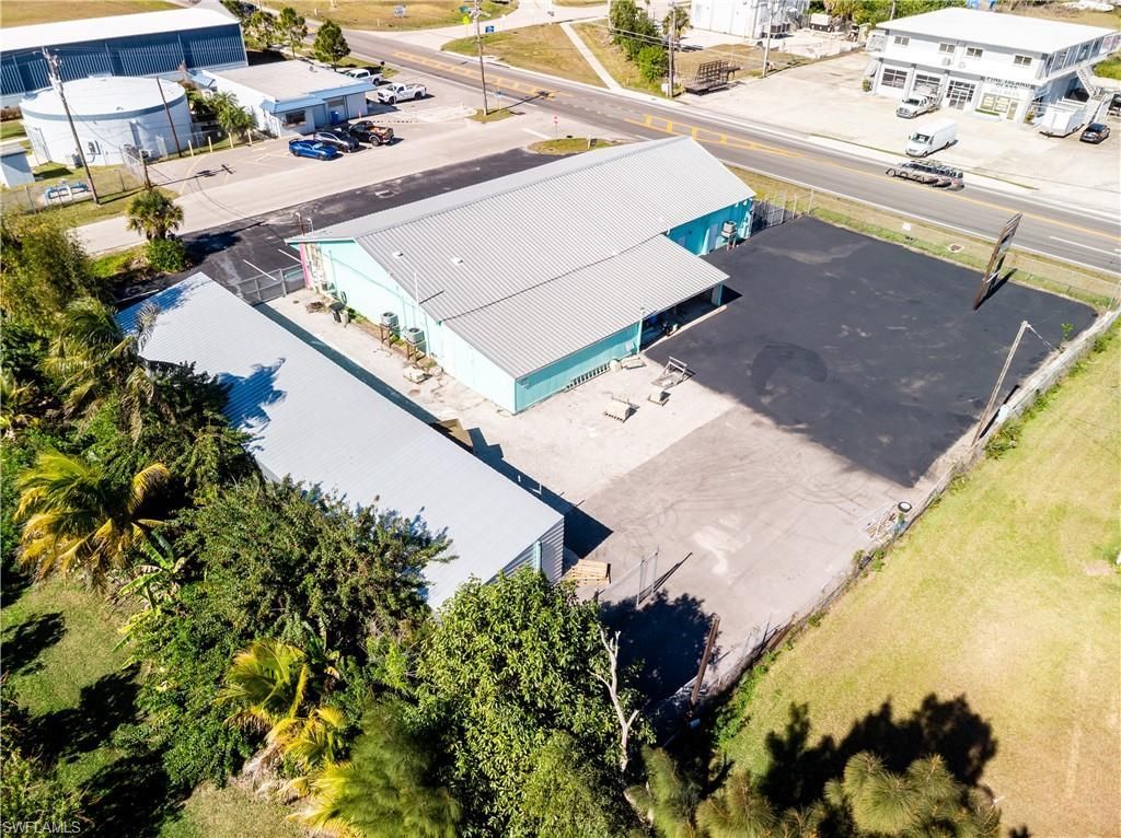 5261 Pine Island Rd , Bokeelia, FL 33922 Photo