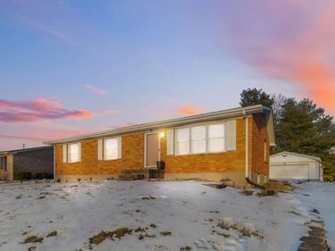 11 Shelley Dr, Winchester, KY 40391